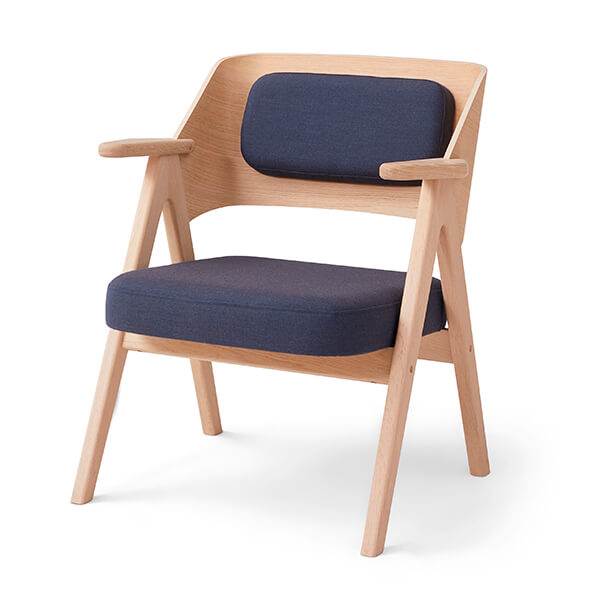 Findahl by Hammel MeTube loungestol - Hvidpigmenteret eg - Mørkeblå stof