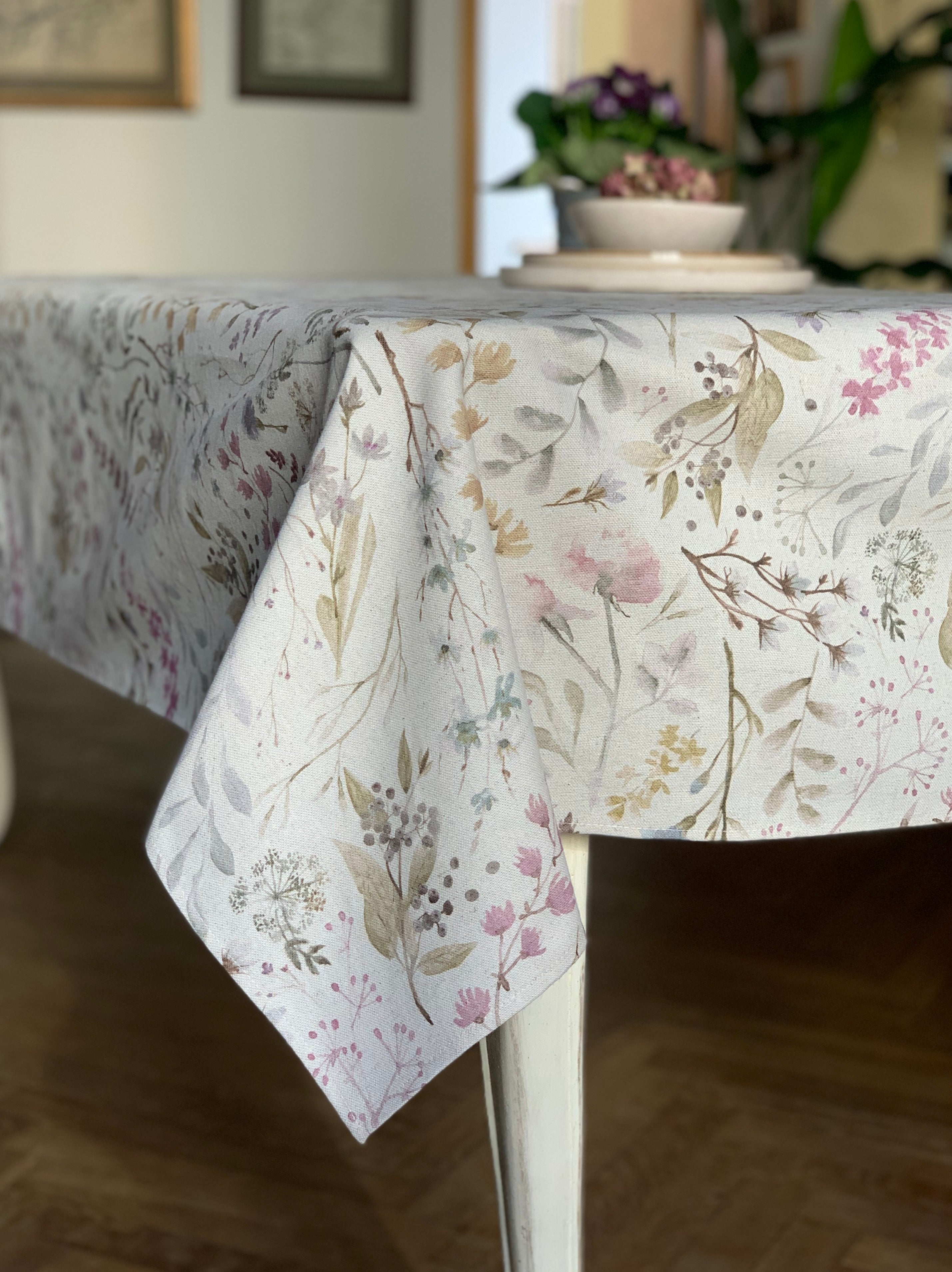 Rektangulær dug i bomuld-hør-blanding, printet, Aitana kollektion, 140x140cm