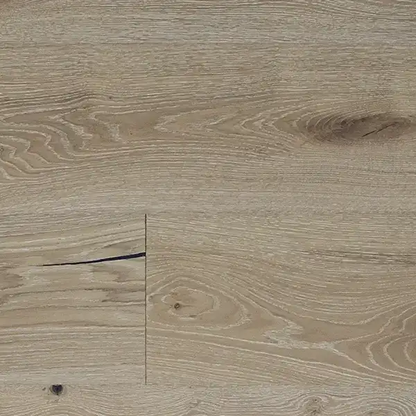 Wallmann Trægulv - Herregårdsplank - Eg Rustik Wood Line - børstet hvid matlak V4  : Erling Christensen Møbler