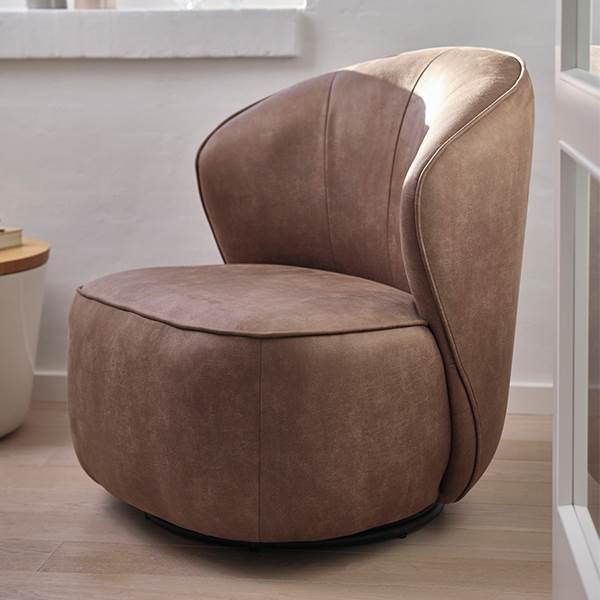 Erling Christensen Møbler Theo lounge chair - Almond : Erling Christensen Møbler  : Erling Christensen Møbler