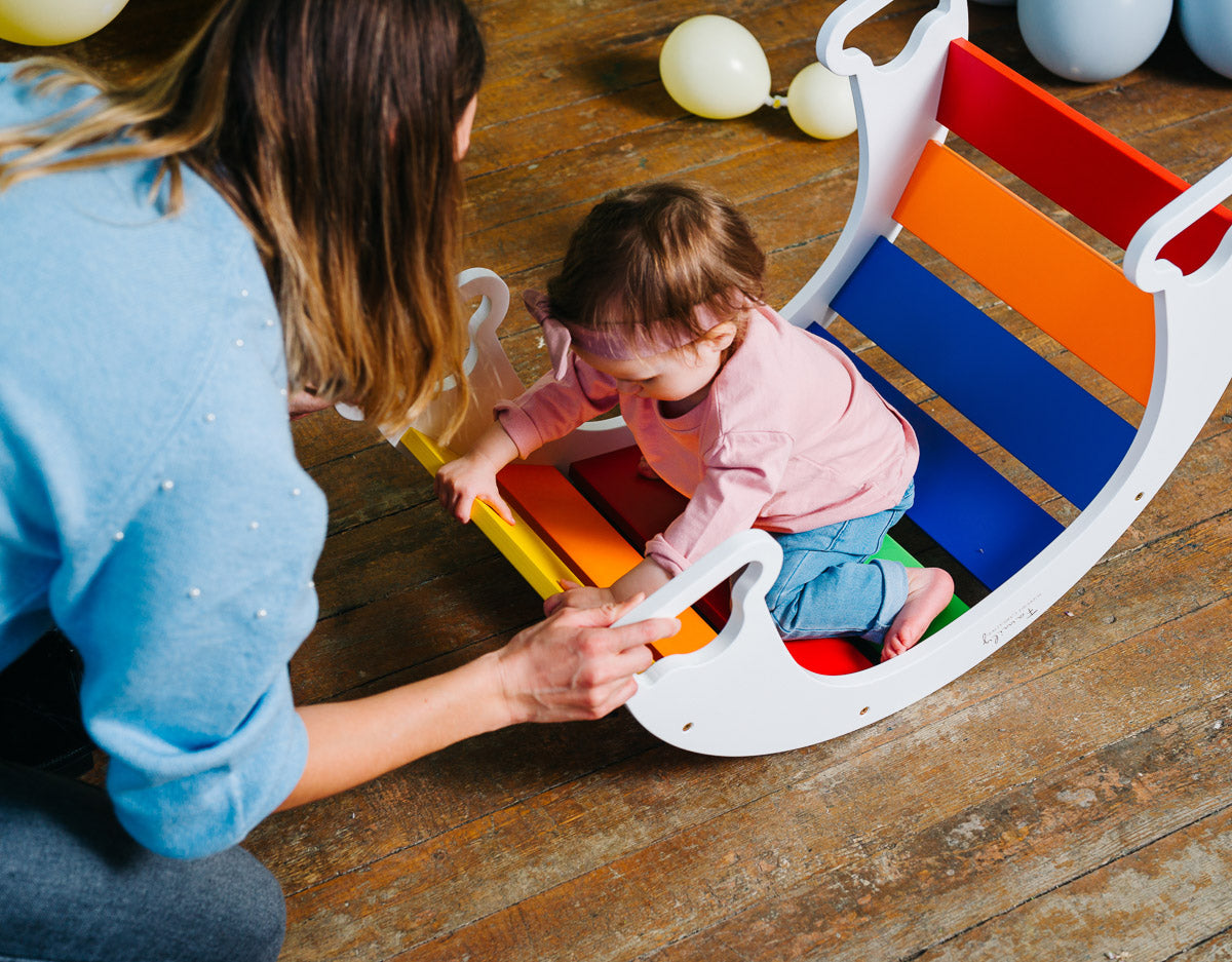 The Sway Rainbow, hvid med regnbuedesign
