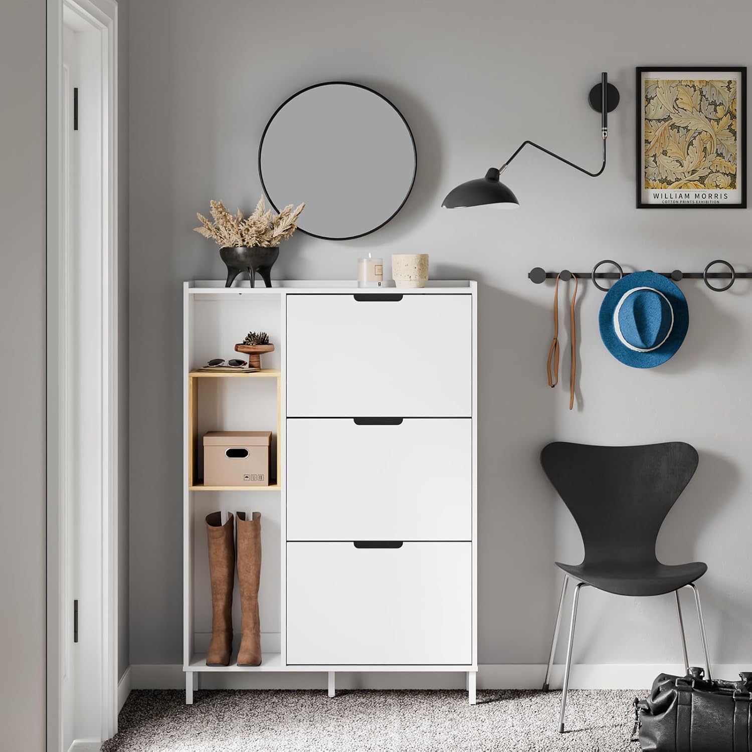 Smalt hvidt skoskab med bambus  -  kompakt skab med 3 klaplåger og åben træramme, pladsbesparende og ideelt til entré og gang, 90 Ã 19 Ã 129,5 cm
