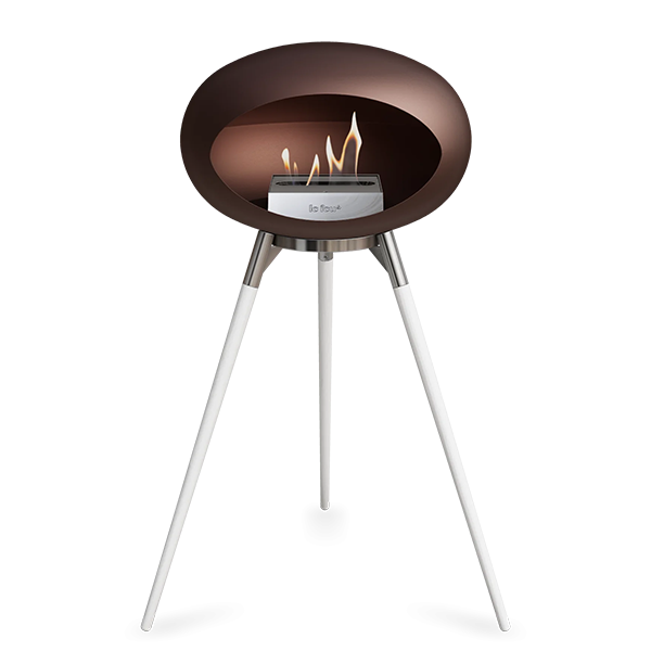 Le Feu Ground Wood High i mocca - Hvide ben - Poleret stål stel - Stål brænder  : Erling Christensen Møbler