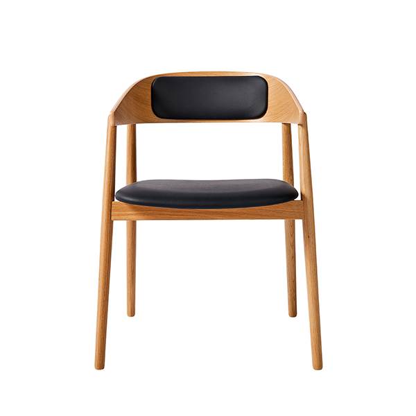 Andersen Furniture AC2 spisebordsstol - Polstret sæde & ryg - Mat lak  : Erling Christensen Møbler