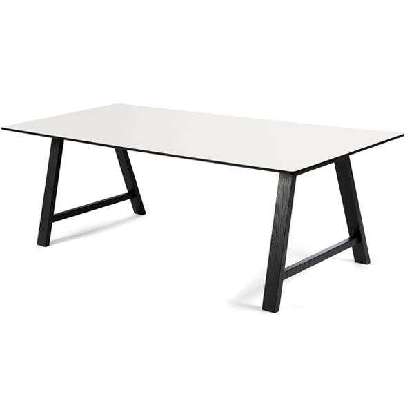 Andersen Furniture T1 spisebord - Hvid laminat / Sortlakeret eg - 95x180 cm  : Erling Christensen Møbler