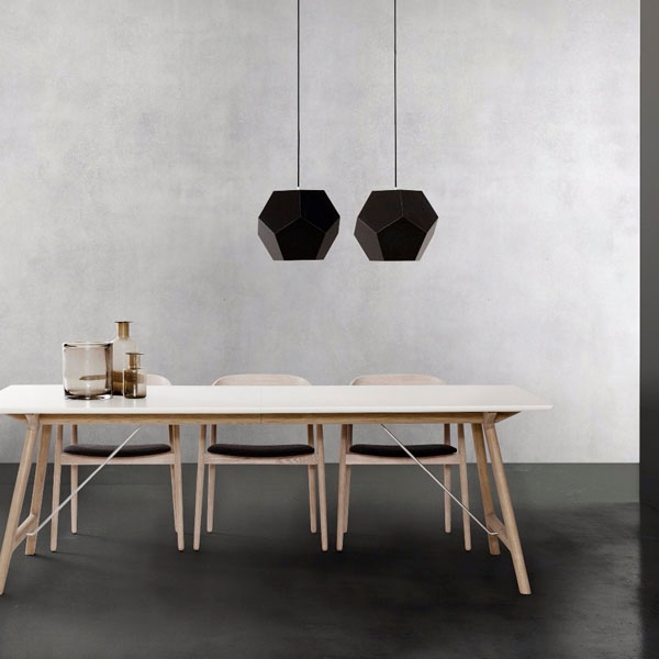 Andersen Furniture T7 spisebord - 95 x 170 cm. - hvid laminat - sæbebehandlet eg  : Erling Christensen Møbler