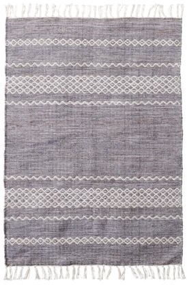 Gulvtæppe House Doctor Ciero lysegrå 85 x 130 cm håndlavet genanvendt polyester