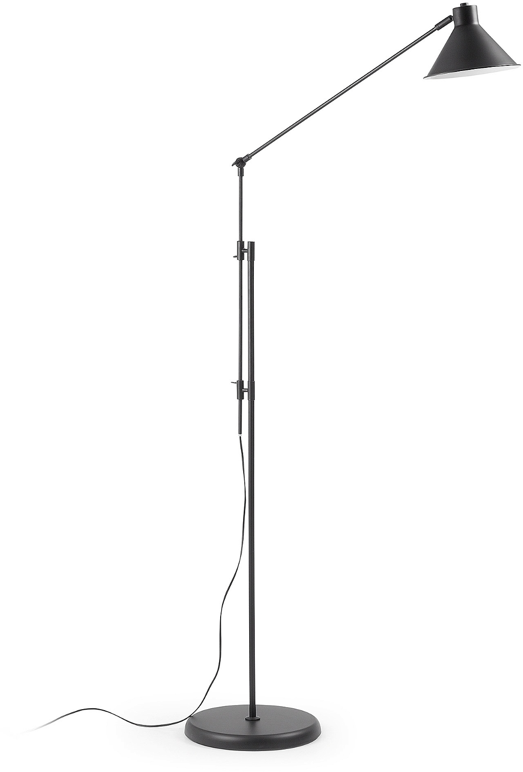 Gulvlampe Kave Home Dione, artikuleret sort metal standlampe