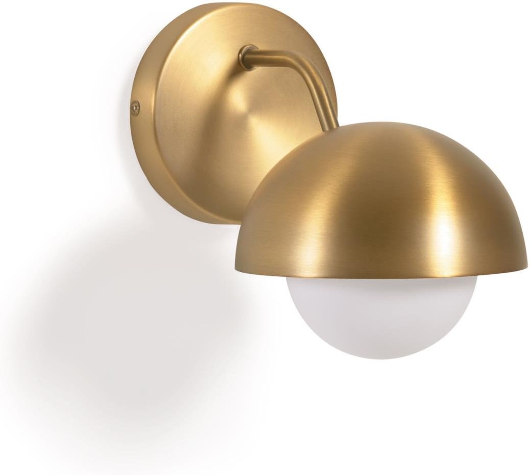 Væglampe Kave Home Lonela  -  messing/guld med frostet glaskuppel, vintage-moderne indendørs belysning
