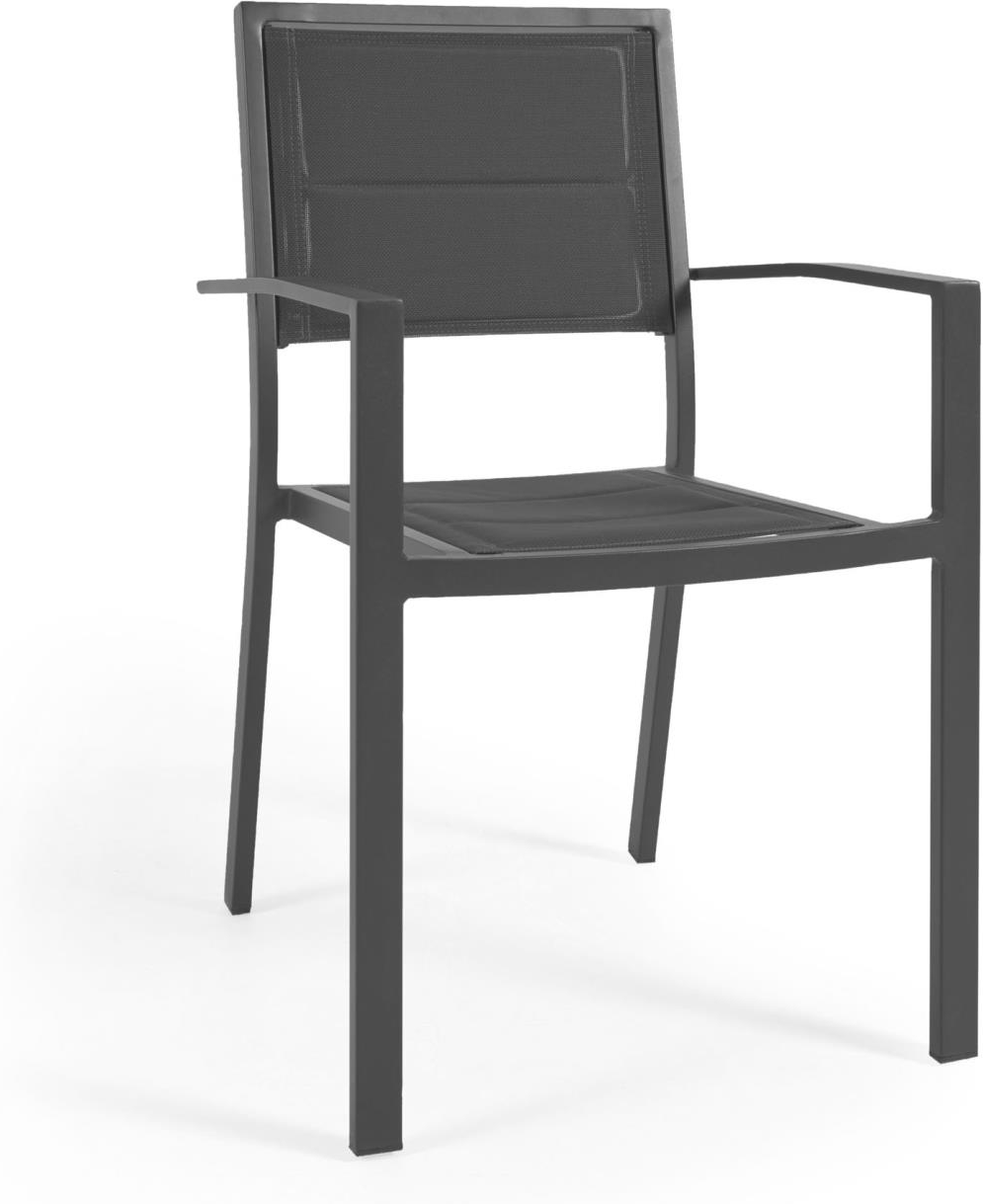 Udendørs spisebordsstol Sirley fra Kave Home, sort pulverlakeret aluminium, stabelbar terrassestol