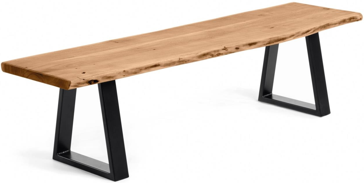 Entrébænk Kave Home Alaia i massiv akacietræ og sort pulverlakeret stål 180x45x45 cm