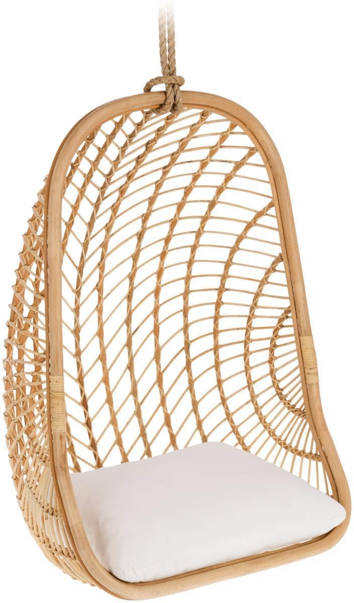 Udendørs hængestol Kave Home Ekaterina håndflettet rattan natur/hvid med skumpolstring