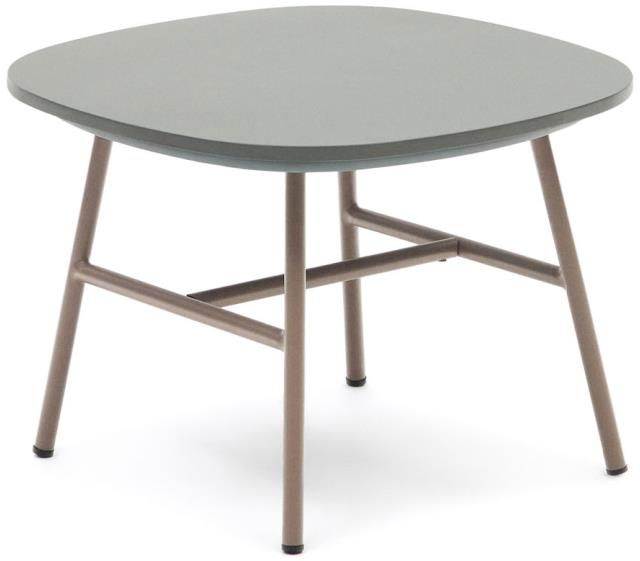 Udendørs sidebord Kave Home Bramant lilla i cementfiber og stål 60x60x43 cm
