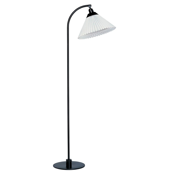 Le Klint 368 standerlampe - sort  : Erling Christensen Møbler