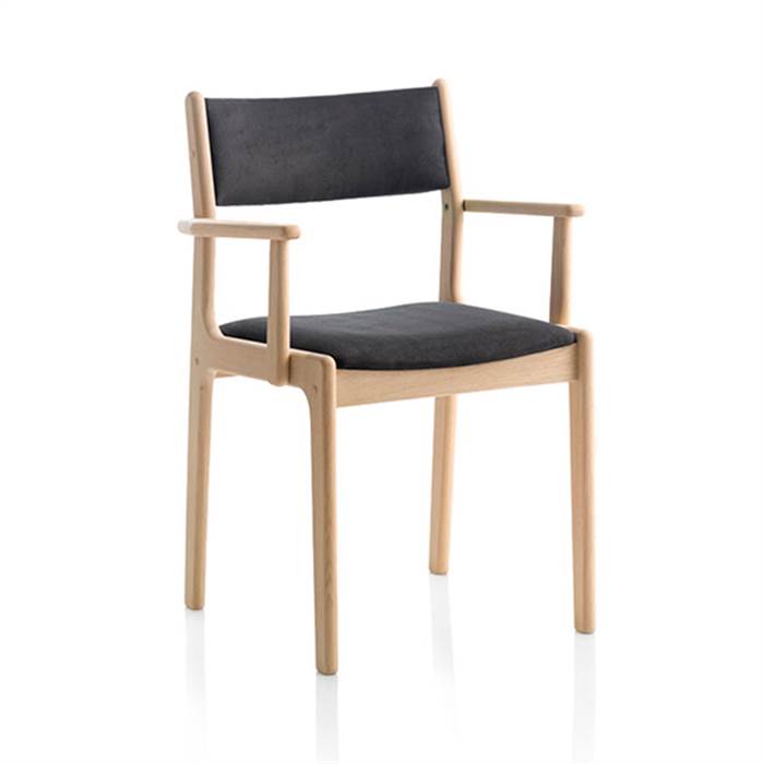 Findahl by Hammel Nybøl spisebordsstol m. armlæn  : Erling Christensen Møbler