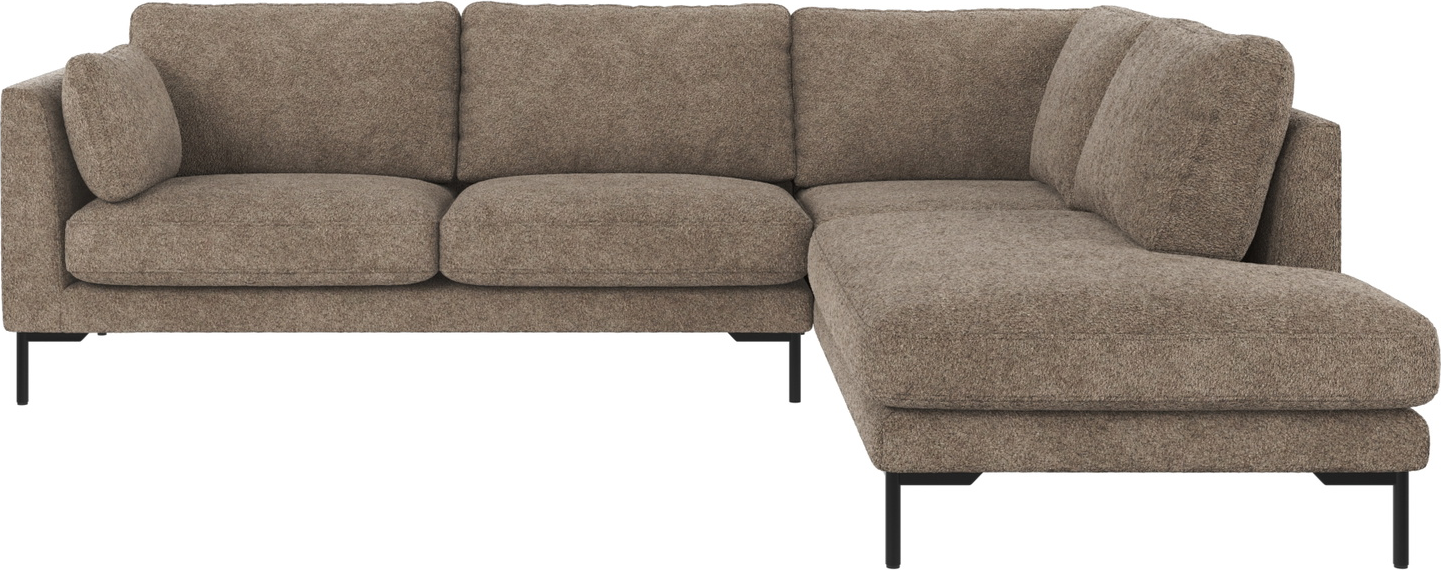 Hjørnesofa Rowico Corwin højrevendt mørk beige Anna 6 stof med sorte metalben