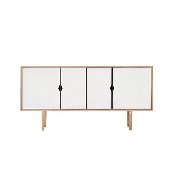 Andersen Furniture S7 skænk - Eg sæbe - Hvide fronter  : Erling Christensen Møbler