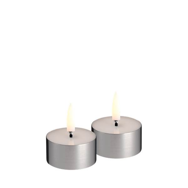 Uyuni Lighting LED fyrfadslys - Ø4,1 cm, 2 stk - Metal Silver  : Erling Christensen Møbler