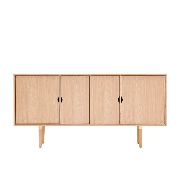 Andersen Furniture Unique sideboard - Eg med hvidpig. mat lak korpus  : Erling Christensen Møbler