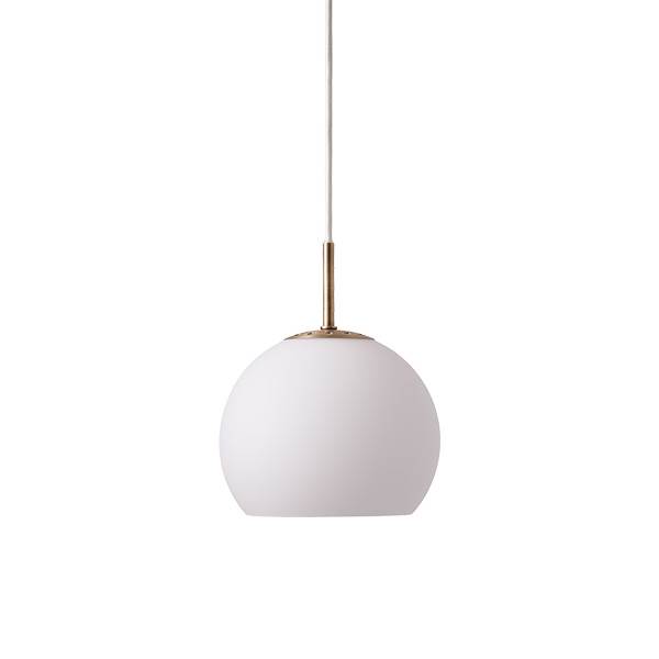 Frandsen ball glas pendel Ø18 - Opal white  : Erling Christensen Møbler