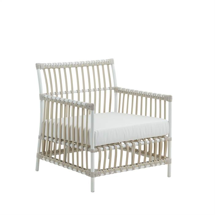 Sika Design Caroline lænestol - Exterior - Dove White inkl. sædehynde i B450 white Quick Dry - B450-White : Erling Christensen Møbler