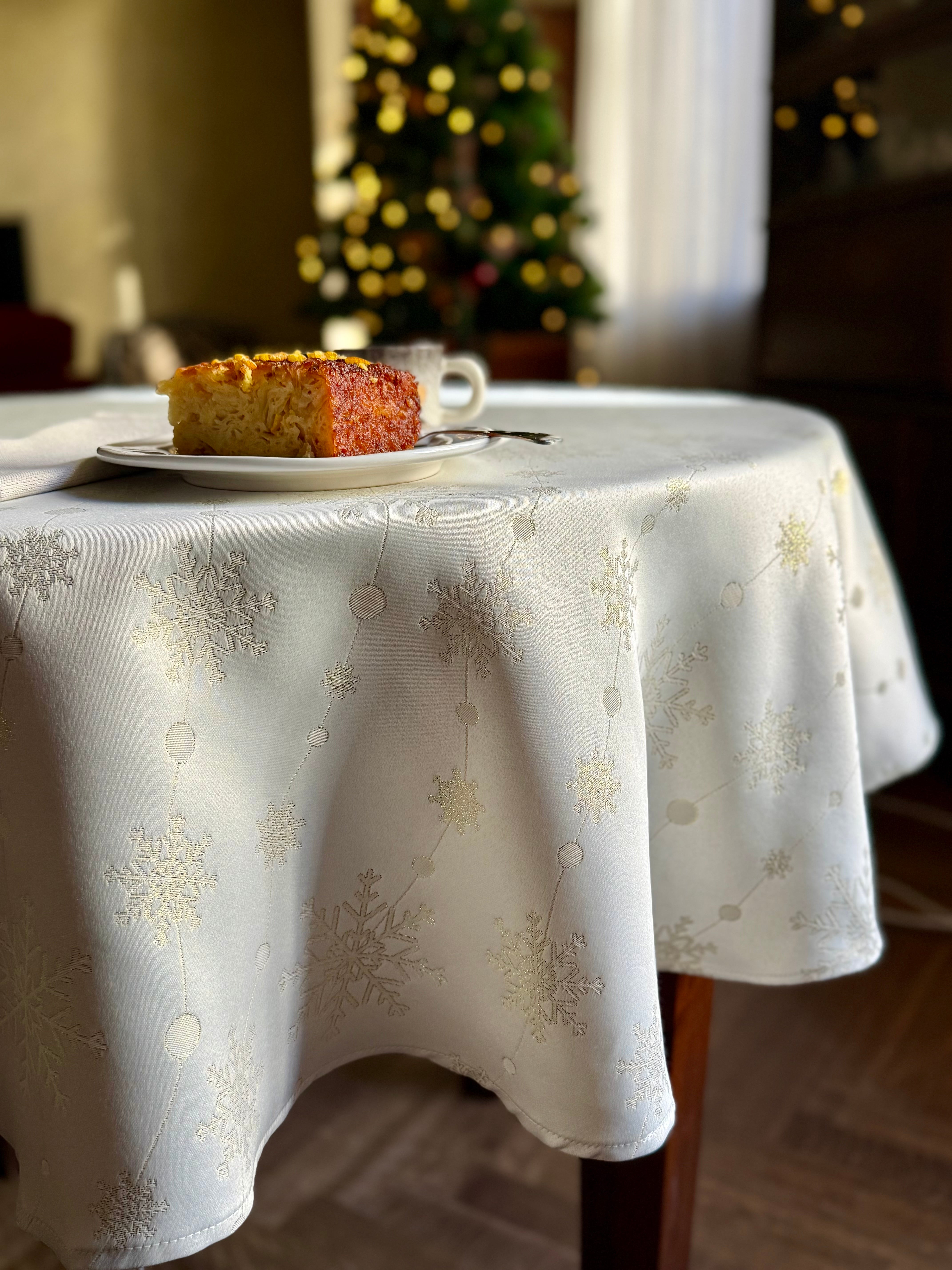 Rund dug med julemotiv | Golden Snowfall, Ø 140cm