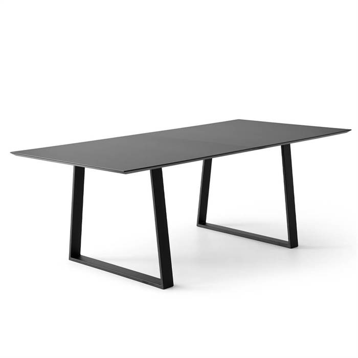 Meza by Hammel spisebord - Square - 165 x 90 cm. - Sort Antifinger laminat - Trapez stel  : Erling Christensen Møbler