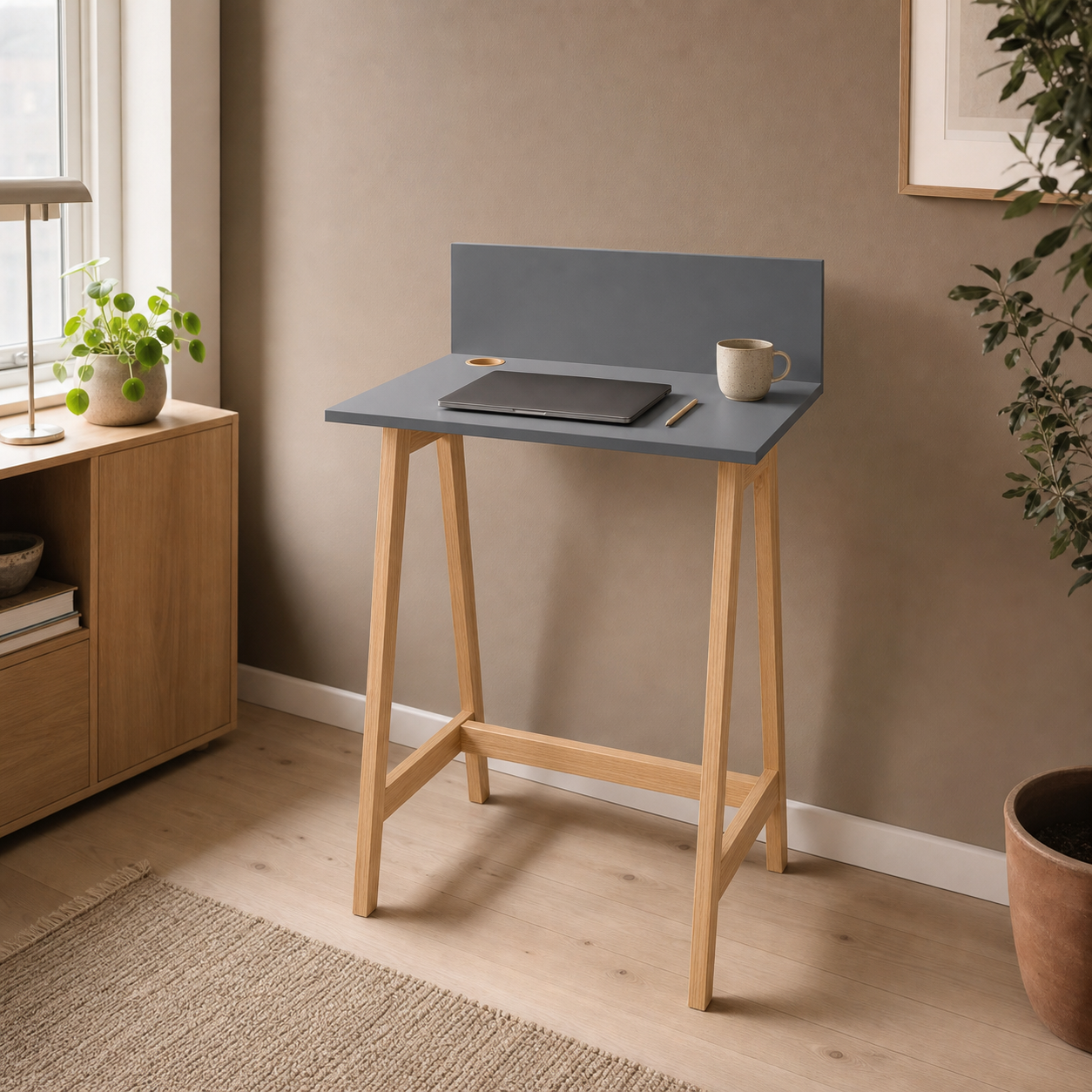 Skrivebord 65 cm med kabelhul, mørkegråt