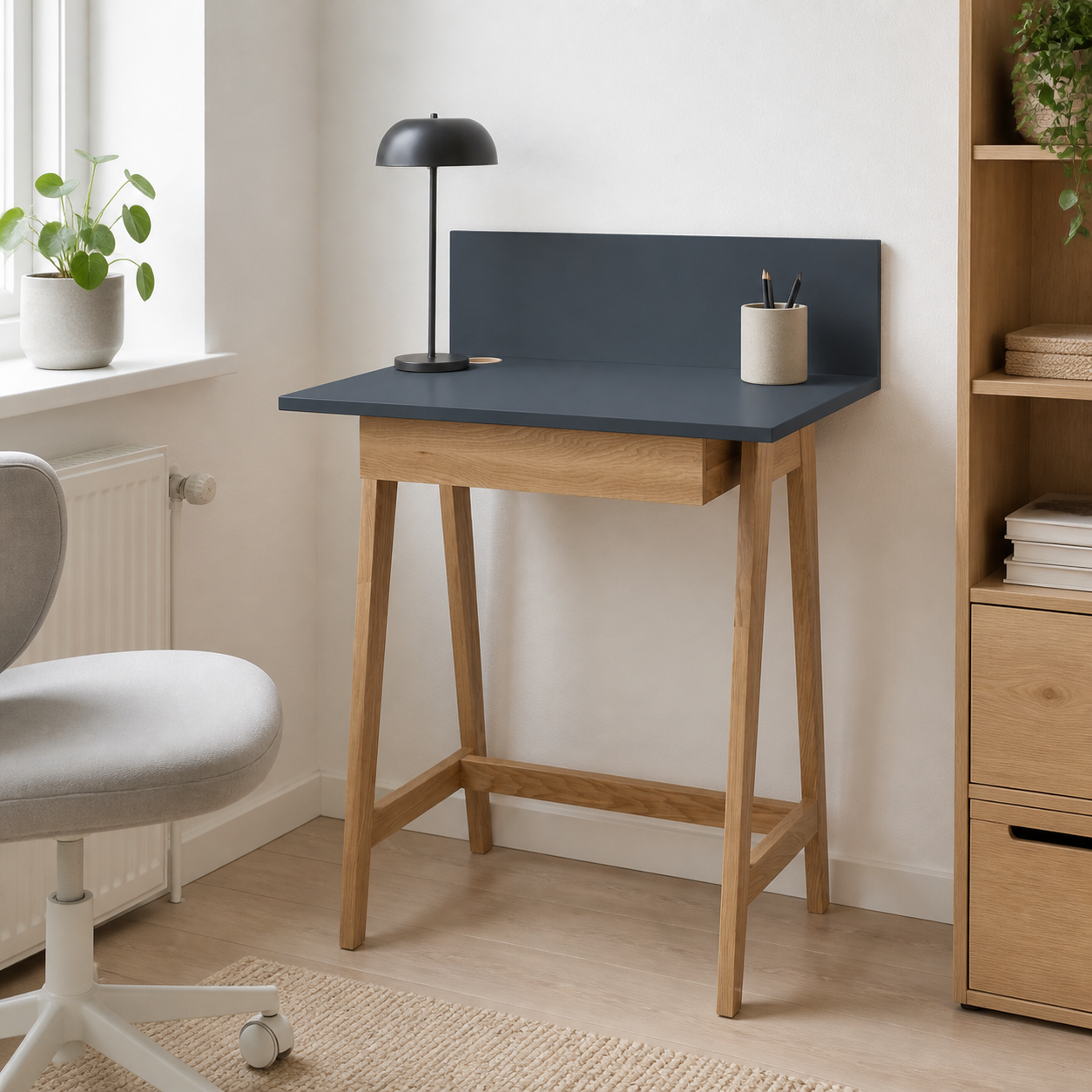 LUKA-bord 65 cm med skuffe, grafit/natur