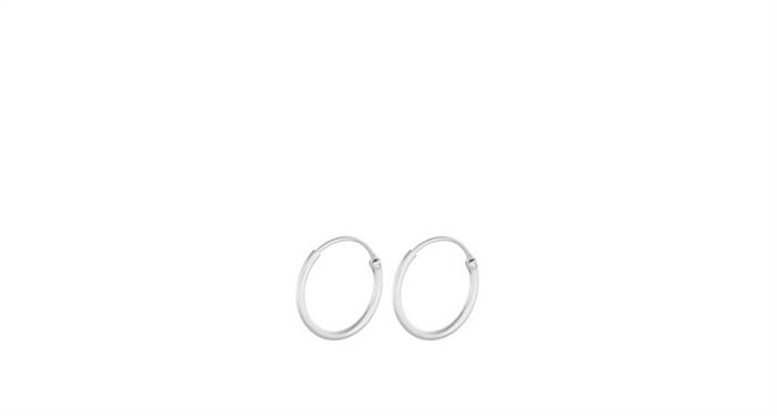 Pernille Corydon Tiny Plain Hoops sølv  : Erling Christensen Møbler
