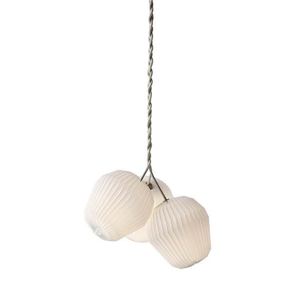 Le Klint THE BOUQUET Medium Chandelier med 3 standardskærme  : Erling Christensen Møbler