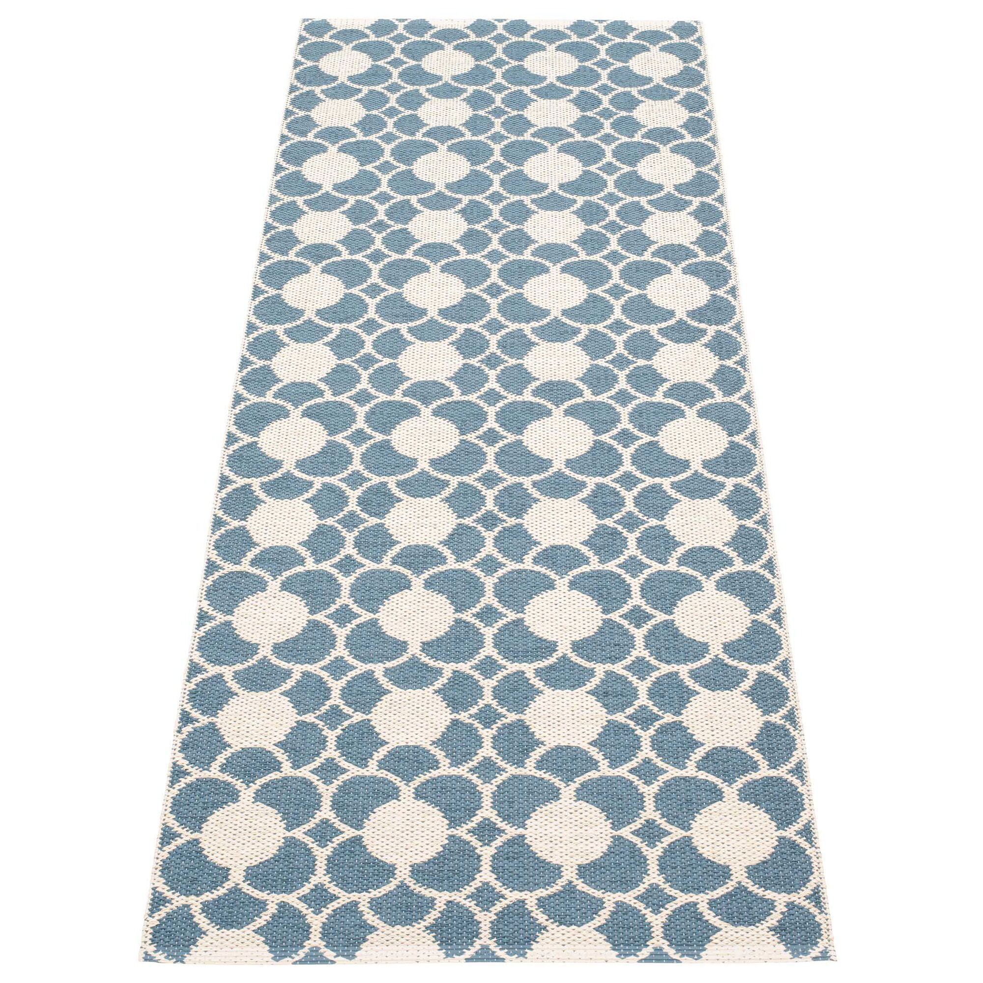 Pappelina Anya gulvtæppe 200 Ã 70 cm, river blue/vanilla