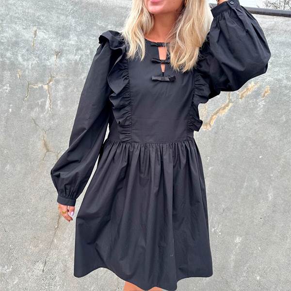 Stories From The Atelier By Copenhagen Shoes Dream dress - Black  : Erling Christensen Møbler