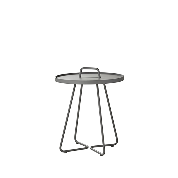 Cane-Line On-the-move sidebord - Mini  : Erling Christensen Møbler