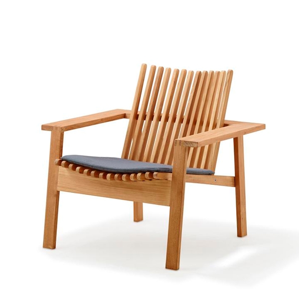 Cane-Line Amaze loungestol - teak med hynde i grå  : Erling Christensen Møbler