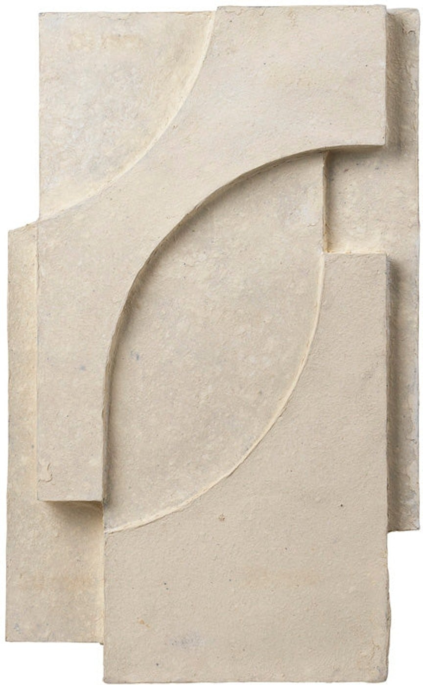 Dekorativ vægskulptur Kristina Dam Serif Relief papirmasse natur 6Ã38Ã42 cm