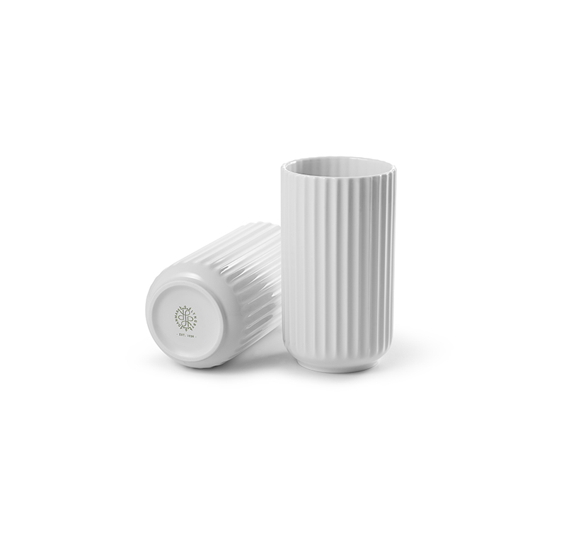 Lyngby Porcelæn Lyngby vase - 15 cm - hvid : Erling Christensen Møbler  : Erling Christensen Møbler