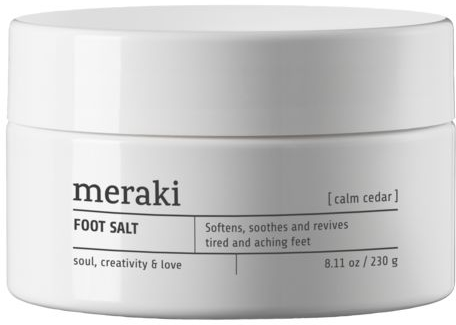 Meraki Calm Cedar fodbadesalt  -  naturligt havsalt til fodbad med eukalyptus, mynte & lime, Ø9,3 x H6 cm, ECOCERT