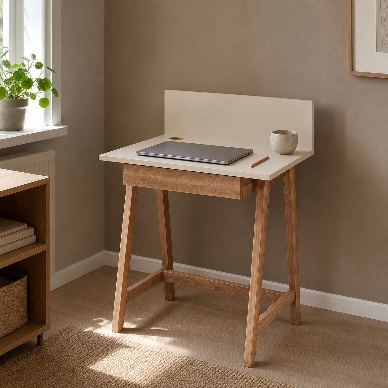 Skrivebord 65 cm med skuffe, brunbeige